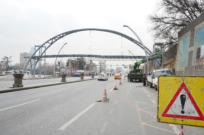 İŞTE YENİ YAYA ÜST GEÇİTLERİ