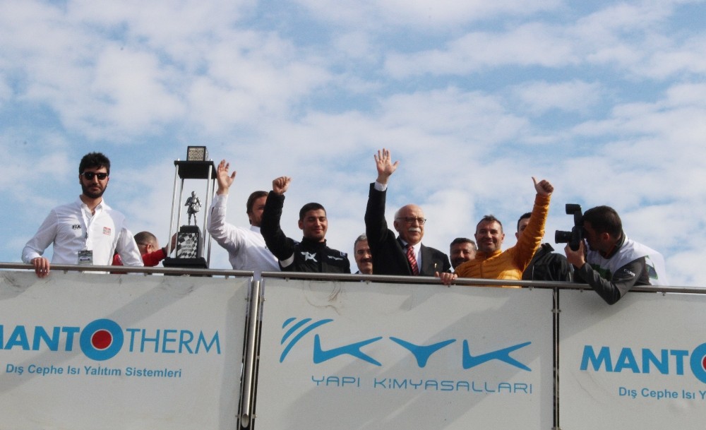 Bakan Avcı’nın İzmir temasları