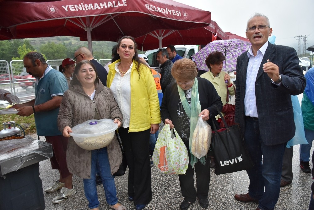 Kılıçdaroğlu’na Kızılcahamam’da yöresel yemek ikramı