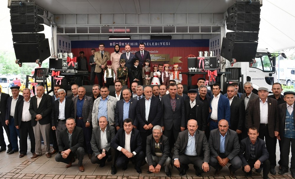 Büyükşehir’den köylere malzeme desteği