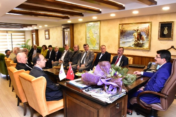 Başkan Çelik muhtarları ağırladı