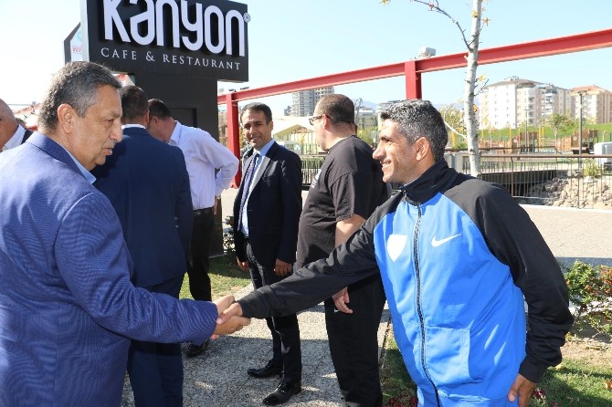 Büyükşehirin yıldızları kahvaltıda buluştu