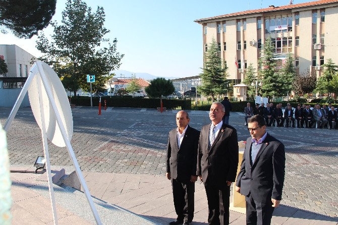 Demirci’de Muhtarlar Günü kutlandı