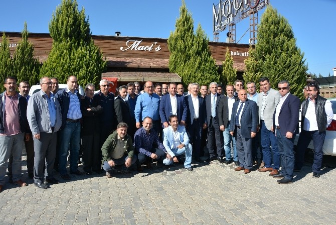 Müteahhitler Menderes’te buluştu
