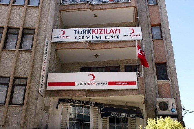 Kızılay giyimevi yeni yerinde