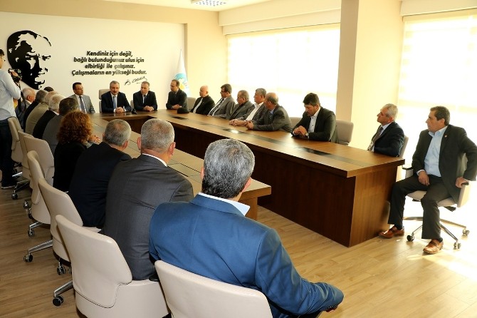 Muhtarlardan Manisa Büyükşehir’e ziyaret