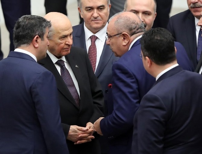 Anayasa teklifinin 13. maddesi kabul edildi