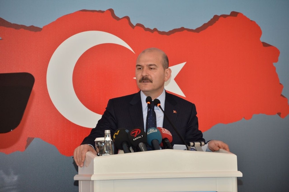 Bakan Soylu: “Dağların her tarafında biz onları arıyoruz, onlar sıçan gibi kaçıyorlar”