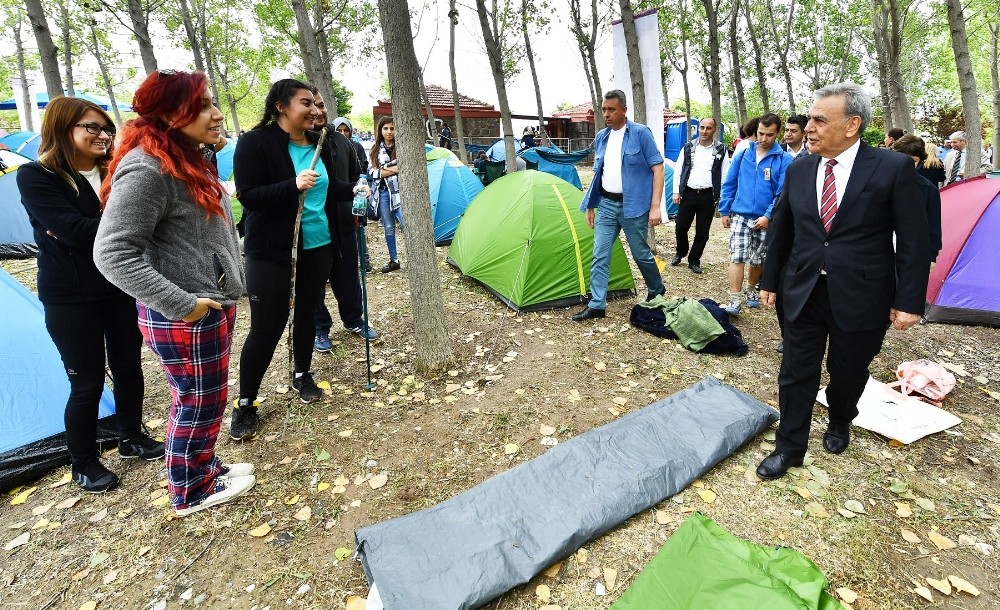 Gençlere Başkan Kocaoğlu sürprizi