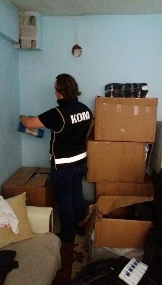 İzmir’de 144 bin TL değerinde kaçak sigara ele geçirildi