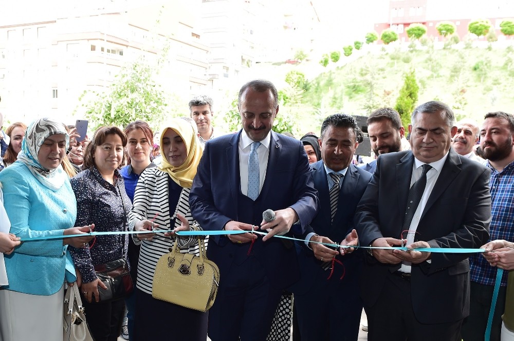 Mamak Belediyesinden yıl sonu sergisi