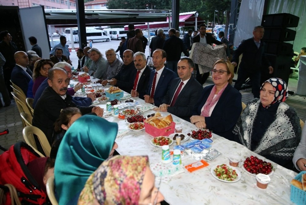 Konak’tan Şaphane’ye kardeşlik sofrası