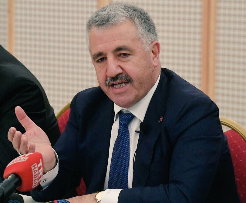 Bakan Arslan’dan bayramda otoyol ve köprülere ilişkin açıklama