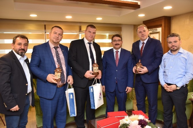 Kosova’dan Şehzadeler’e kardeş ziyareti