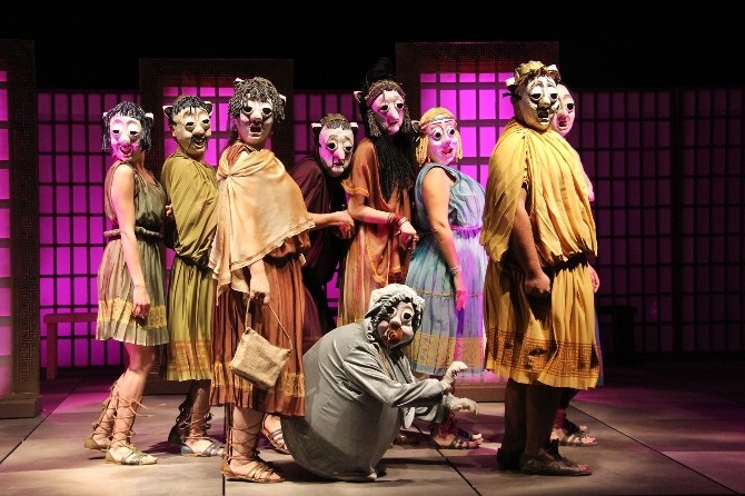 BBŞT, Savaş Baba oyunun galasını yaptı
