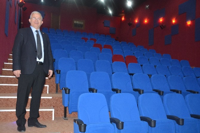 Torbalı’ya dev sinema salonu