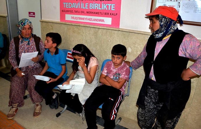 20 öğrenci gıda zehirlenmesi şüphesiyle hastanelik oldu