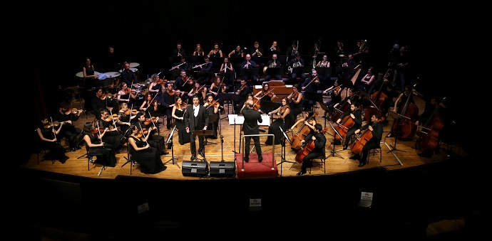 Cumhuriyet gençlerinden anlamlı konser