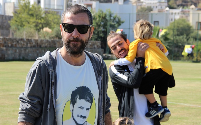 Nejat İşler: “Okul veya cami yaptıracaktım, yerine spor tesisi yaptırıyorum