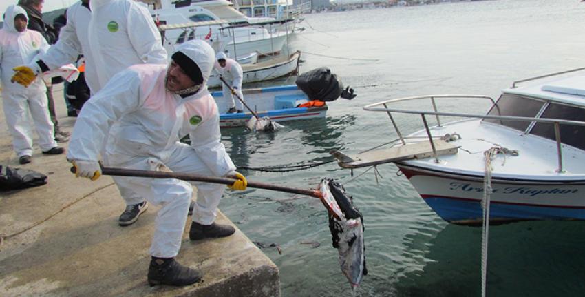 ÇEŞME'DE FELAKETİN EŞİĞİNDEN DÖNÜLDÜ