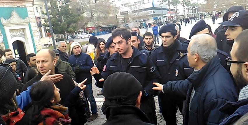 İZMİR'DE OLAY.. YILBAŞI KUTLAMAYIN DEDİLER