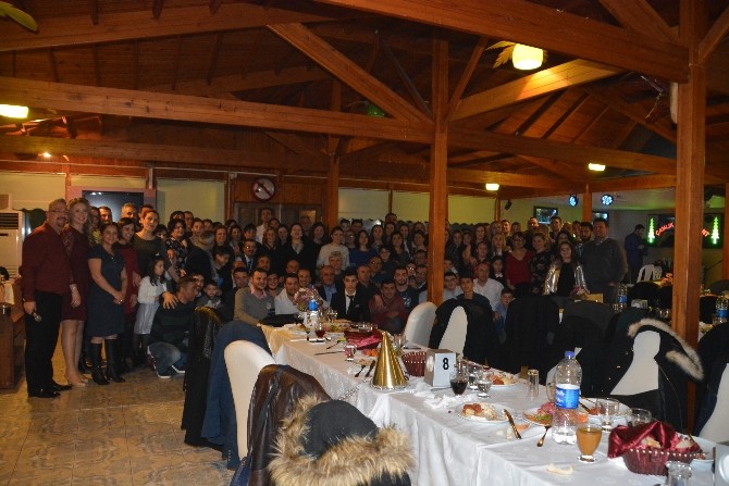 Aliağa’da halk oyunlarına yoğun ilgi