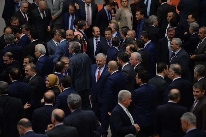 Meclis’te kritik oylama sona erdi