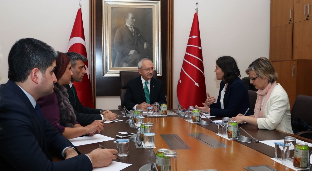 Kılıçdaroğlu, Avrupa Parlementosu Türkiye Raportörü Kati Piri ile görüştü