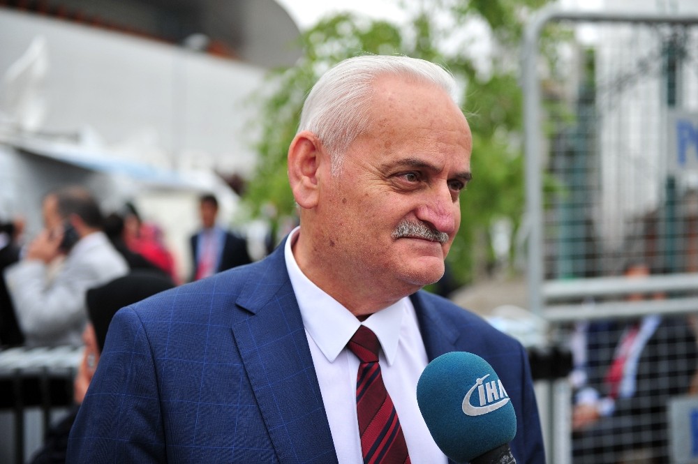 Başbakan Yıldırım’ın İzmirli benzeri Arena’da