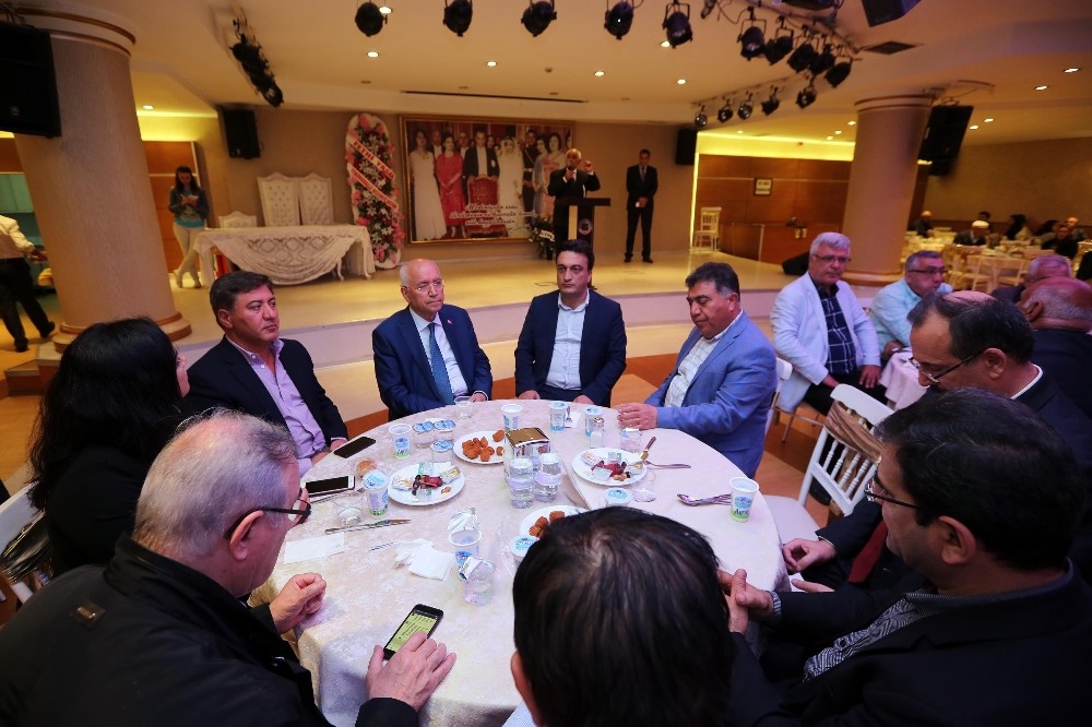 Başkan Yaşar, Karslılarla iftar yaptı