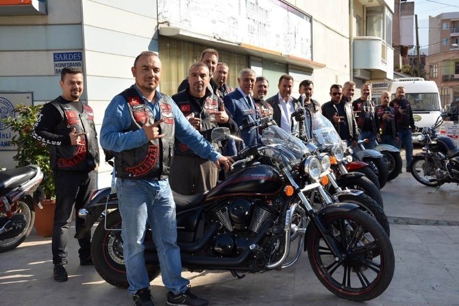 Salihli Türk Chopper Motosiklet Kulübü’nden ziyaret turu