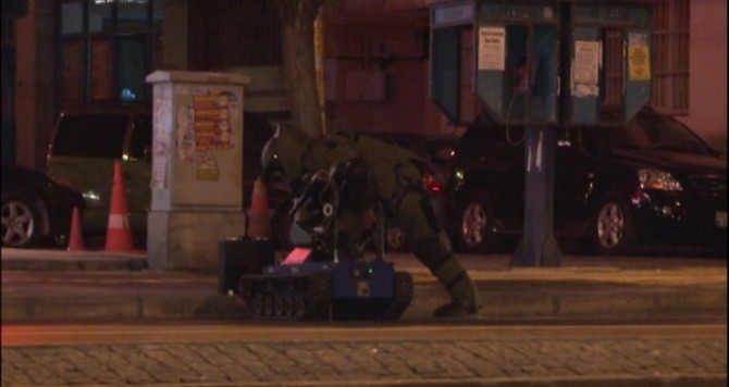 İzmir’de şüpheli paket paniği