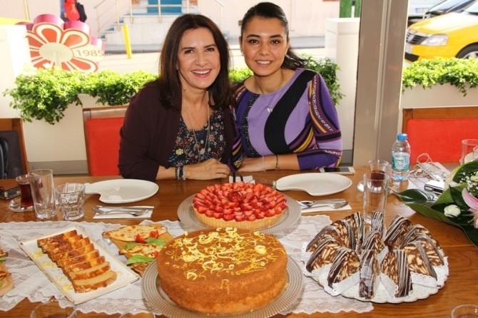 Kırçiçeği’nde ’çay saati-kahve keyfi’