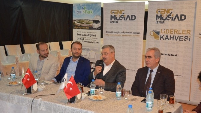 MÜSİAD İzmir’in Kasım ayı konuğu Necip Nasır oldu
