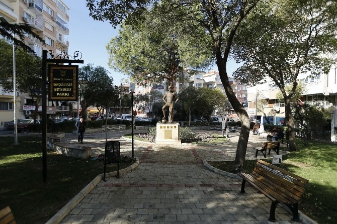 Konak’ta park ve bahçelerdeki küçük dokunuş kenti güzelleştirdi