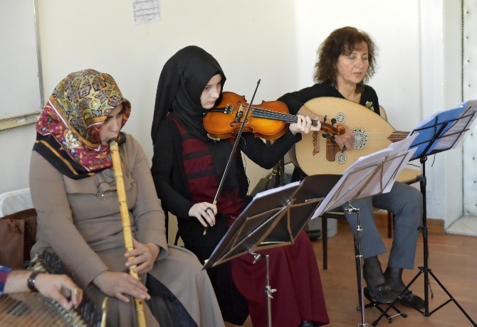 Mamak’ta, Bayanlar Tasavvuf Müziği Korosu kuruldu