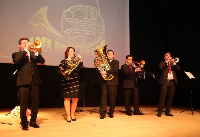 Türkiye’nin ilk ‘bakır nefesli beşlisi’ Golden Horn Brass Başkentlilerle buluştu