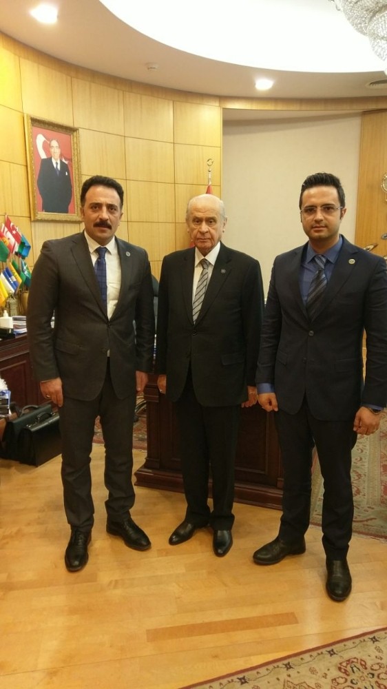 İzmir Sağlık Sen’den Bahçeli’ye referandum teşekkürü