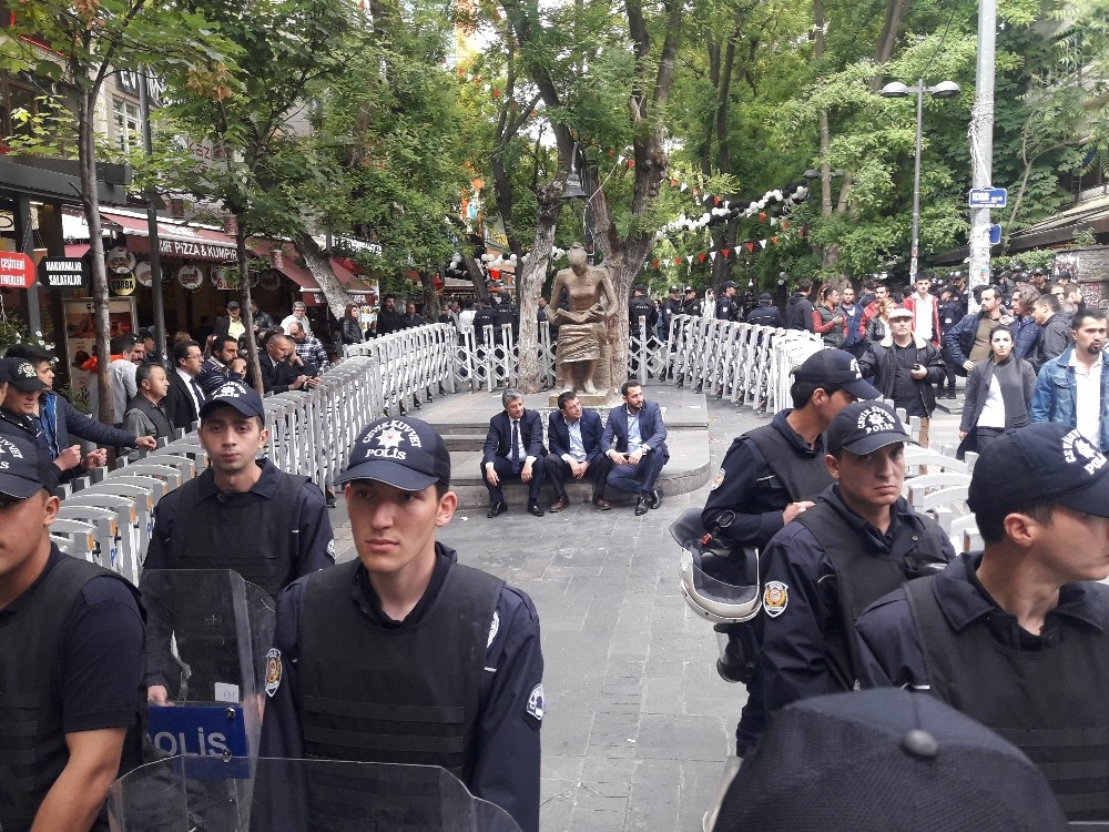 Gülmen ve Özakça protestosuna müdahale
