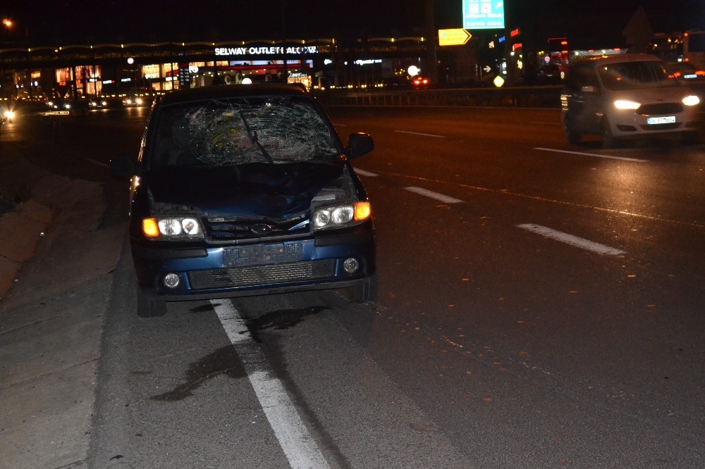 İzmir’de otomobil yaya çarptı: 1 ölü