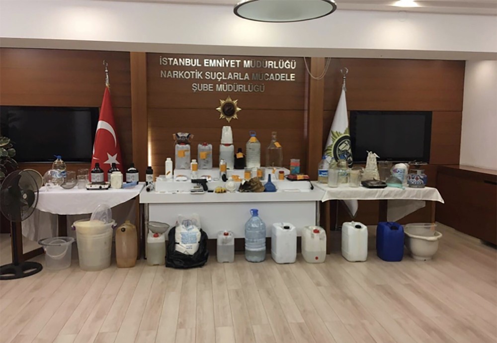 Uyuşturucu tacirlerine operasyon