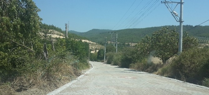 Yunusemre’de parke taşı çalışmaları hız kesmiyor