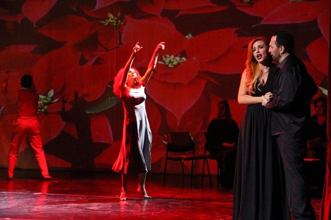 Bergama’da Aydın Gül anısına konser