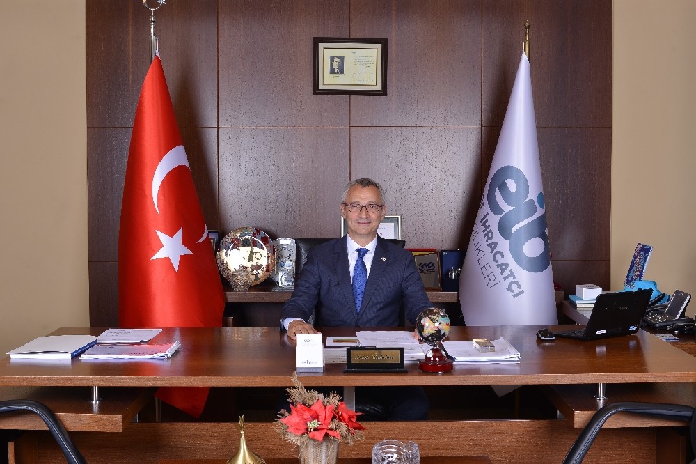 2023 ihracat hedefine yeşil pasaport takviyesi
