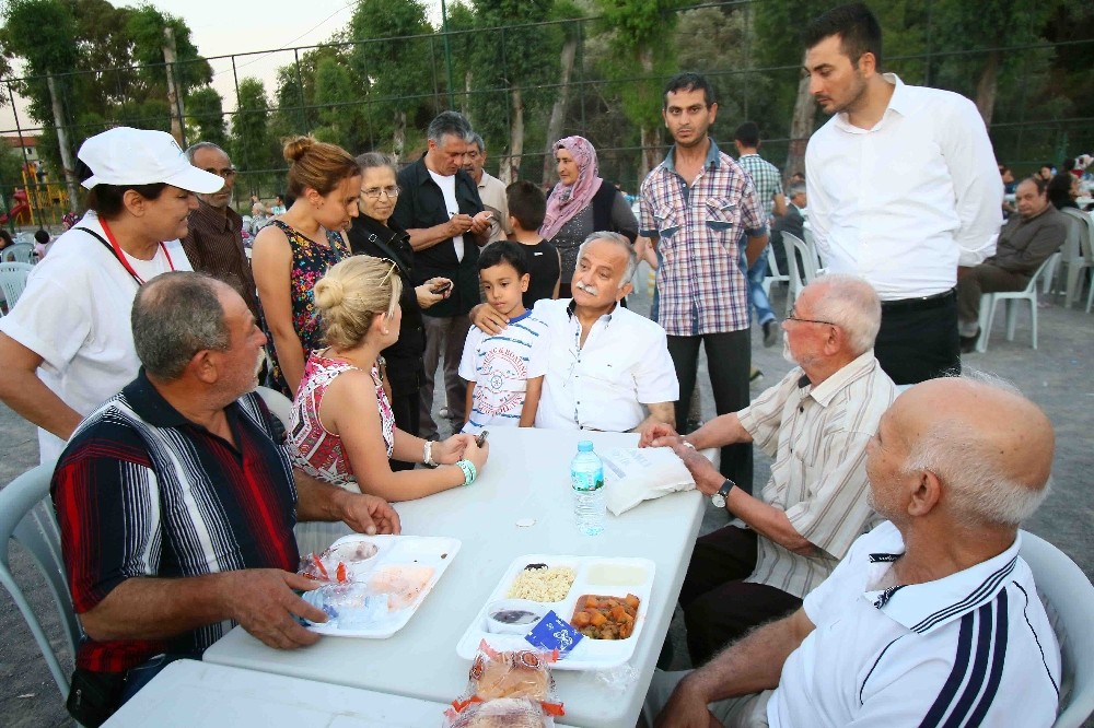 Bayraklı’da 6 noktaya iftar çadırı kurulacak