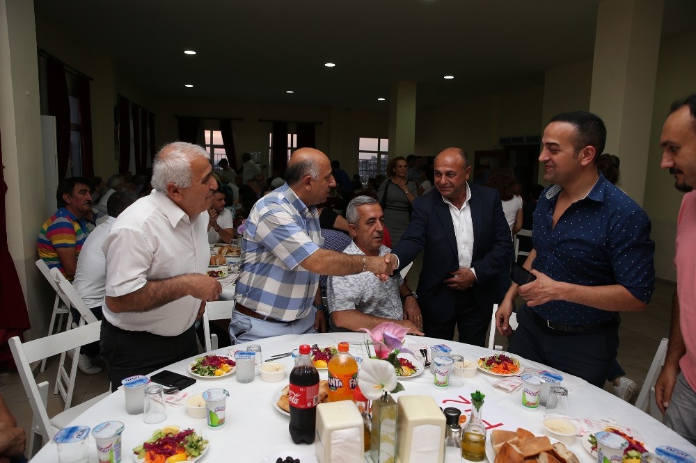 Başkan Arslan Çiğli protokolüne iftar yemeği verdi
