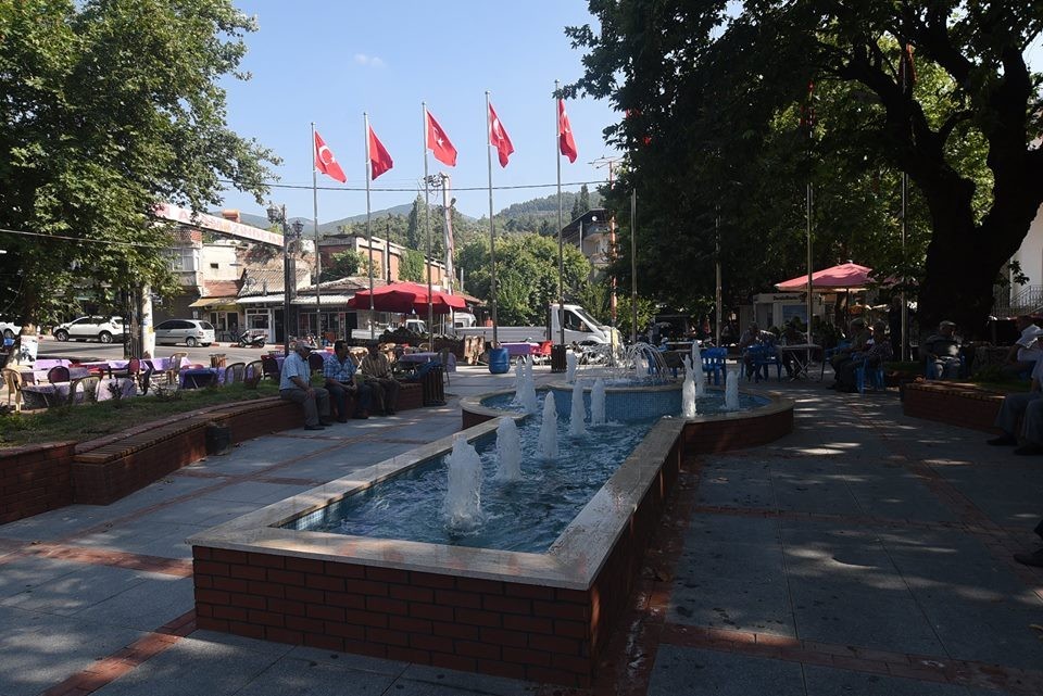Bağyurdu yeni meydanına kavuştu