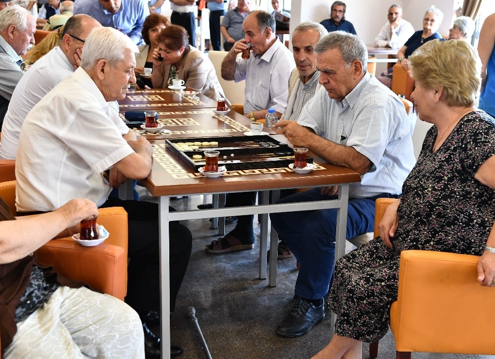 Bir tatlı huzur almaya geldi