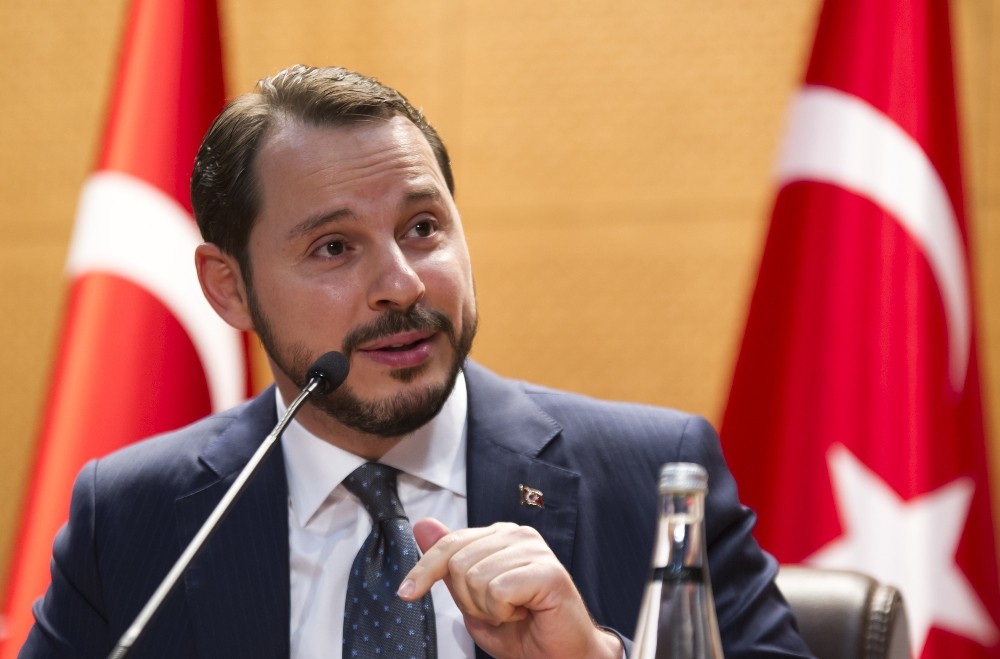 İKİ BAKANDAN YERLİ İLAÇ MÜJDESİ