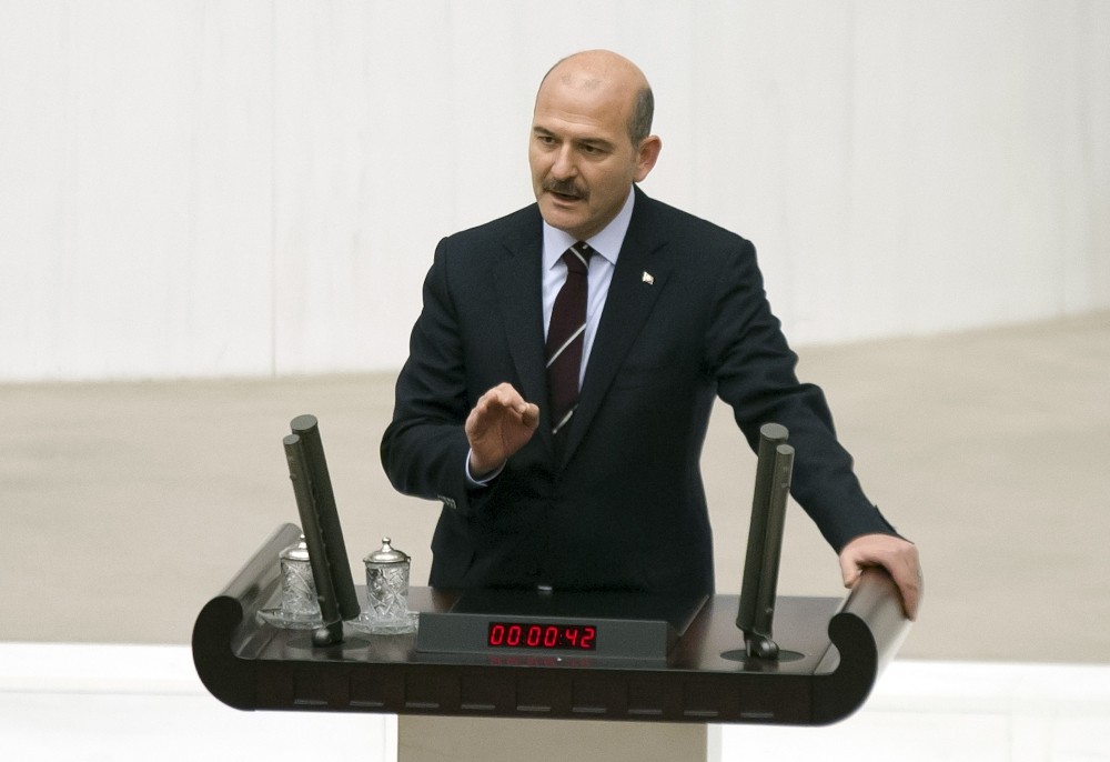 Bakan Soylu’dan Aysel Tuğluk’un annesinin cenazesinde yaşananlarla ilgili açıklama